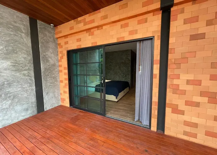 Loft122 *