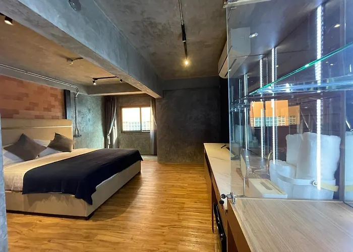 Hotel Loft122 *