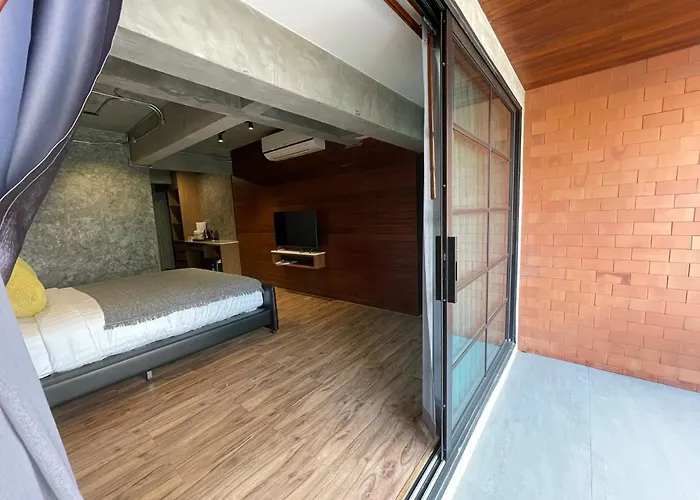Loft122 Hotel