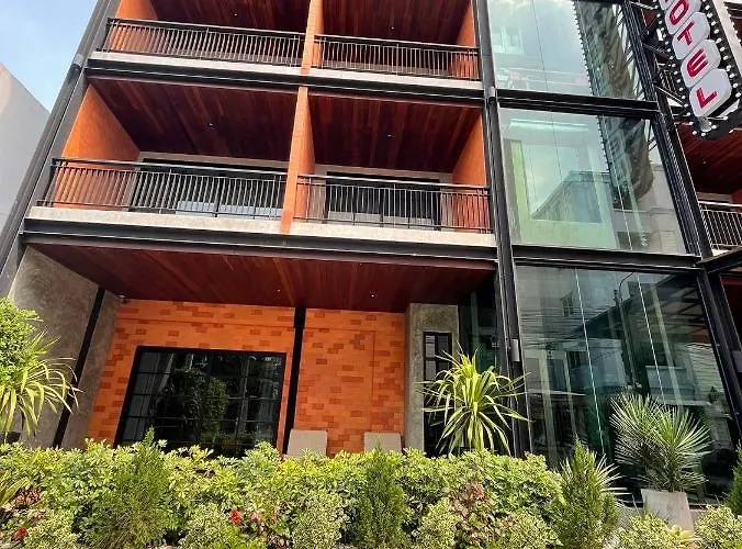 Hotel Loft122 *